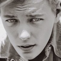 Еріка Ліндер Оголені