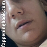 Еспоса Хейя Оголені