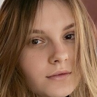 евахейзел Оголені