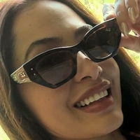 Фімейл Блеккет Оголені