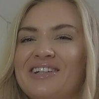 Богиня Доммелія Оголені