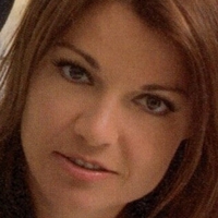 Геделе Лікенс Оголені