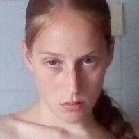 Грезія Лелла Оголені