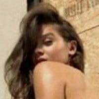 Гейлі Стайн Оголені