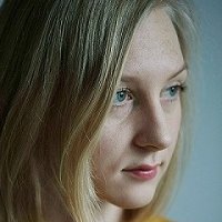 Ганна Ховіті Оголені