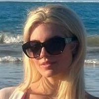 Ганна Вайт Оголені