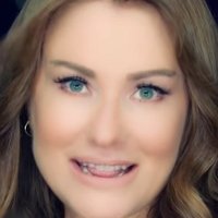 Хілал Чебеджі Оголені