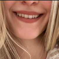 Гані Емс Оголені