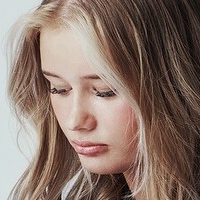 Ібен Хааструп Оголені