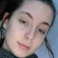 initialbrat Оголені
