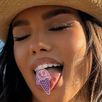 Ізабель Ангел Оголені