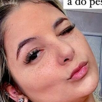 Ізабела Роза Оголені
