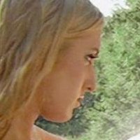Жанін Гілл Оголені
