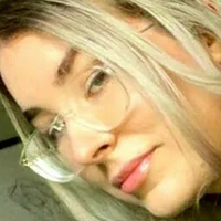 Джен Брет Оголені