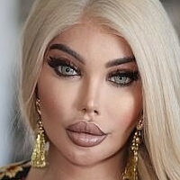 Джессі Алвес Оголені