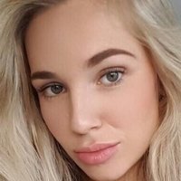 Джессіка Лорен Оголені