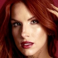 Йоганна Ставракакі Оголені