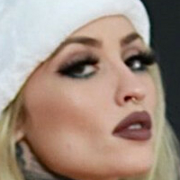 Жордан Оріанна Оголені