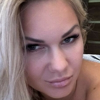 Юлія Лисичкіна Оголені