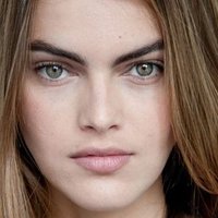 Каміла Хансен Оголені