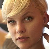 Касія Конвей Оголені