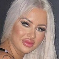 Катрііна Ліндквіст Оголені