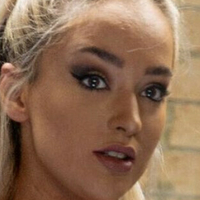 Келлі Маршалл Оголені