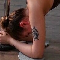 Кетті Мун Оголені