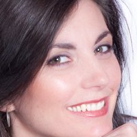 Крістен Ніттл Оголені