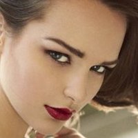 Крістен Пайлс Оголені