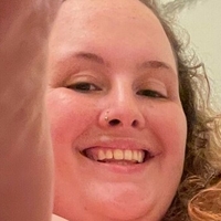 Кайлі Гоулі Оголені