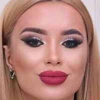 Лана Рейес Оголені