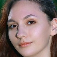 Ліа Кіттен Оголені