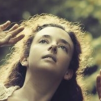 Ліа Урман Оголені