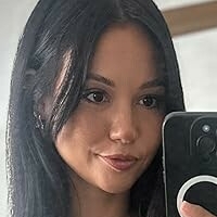 Лія Шарп Оголені