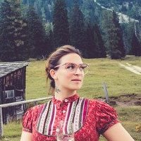 Лена Хошек Оголені