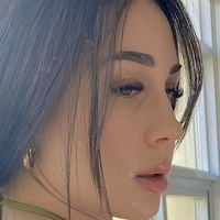 Лексі Лі Оголені