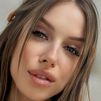 Лія Джупайд Оголені