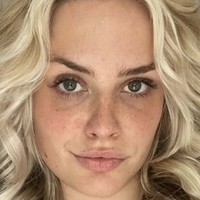 Ліна Кувальскі Оголені