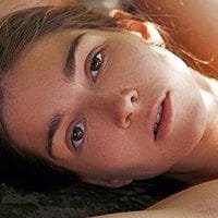 Ліна Лоренца Оголені