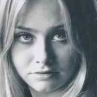 Лінда Гейден Оголені