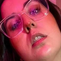 Літа Джагс Оголені