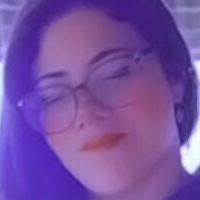 лів десайр Оголені