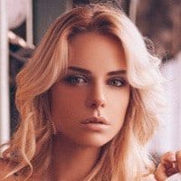 Ліза Свістунова Оголені