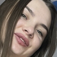 Люкшурі Емілія Оголені