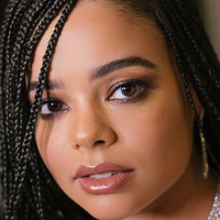 Лідія Вест Оголені