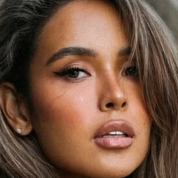 Меганфвкз Оголені