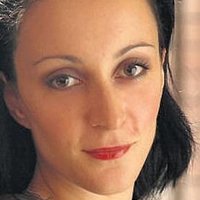Мейв Фіцджеральд Оголені