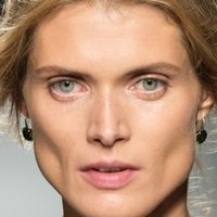 Малгожата Бела Оголені