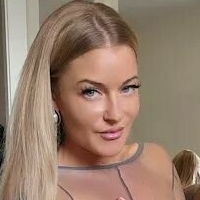 Мері Бомбшелл Оголені